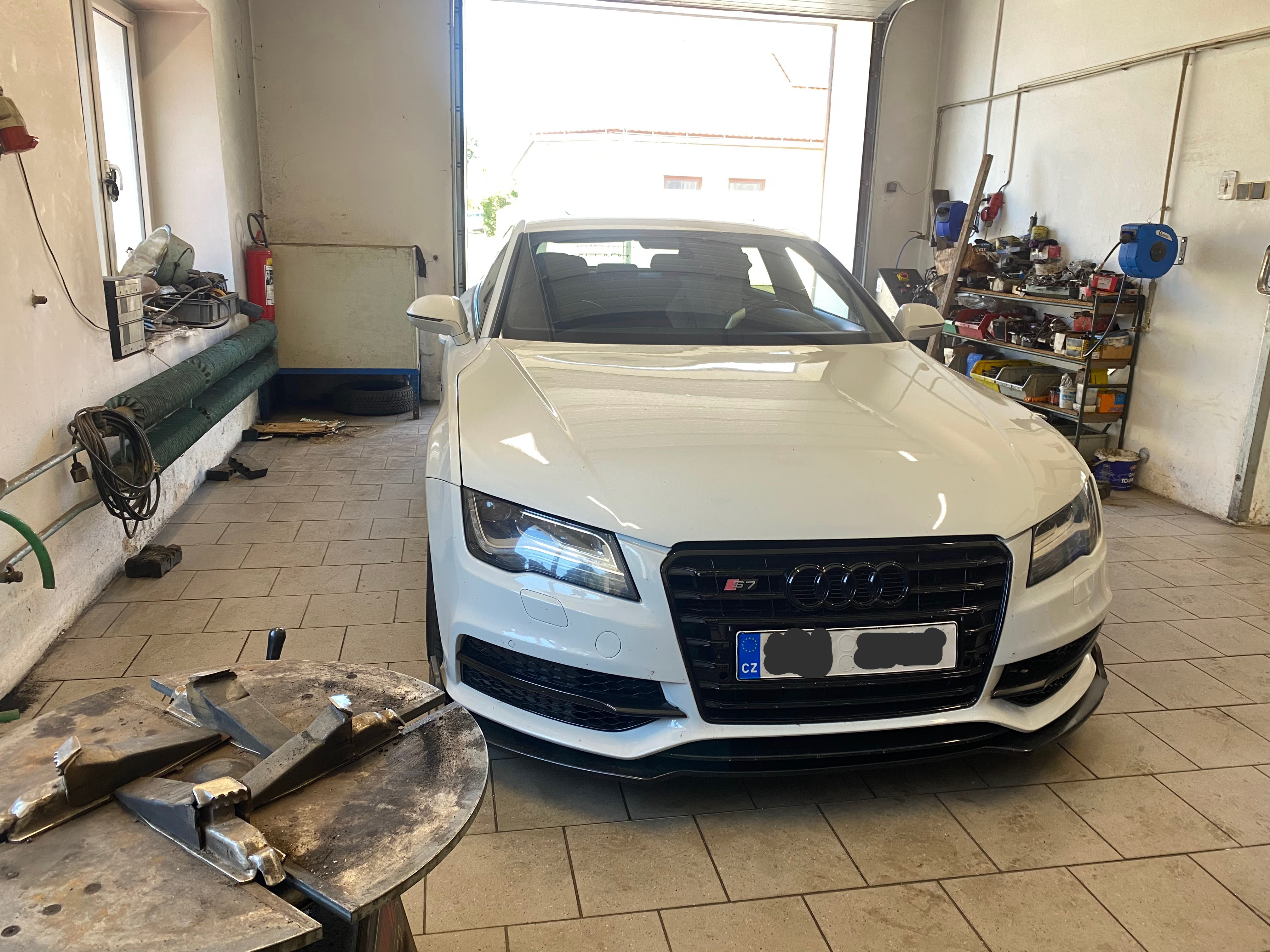 Autoservis foto
